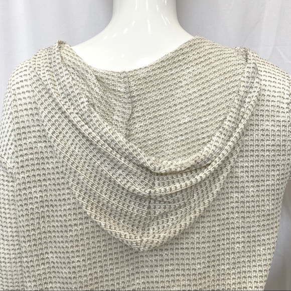 VINTAGE HAVANA LACE UP PULLOVER HOODIE- SIZE LARGE - Picture 2 of 4